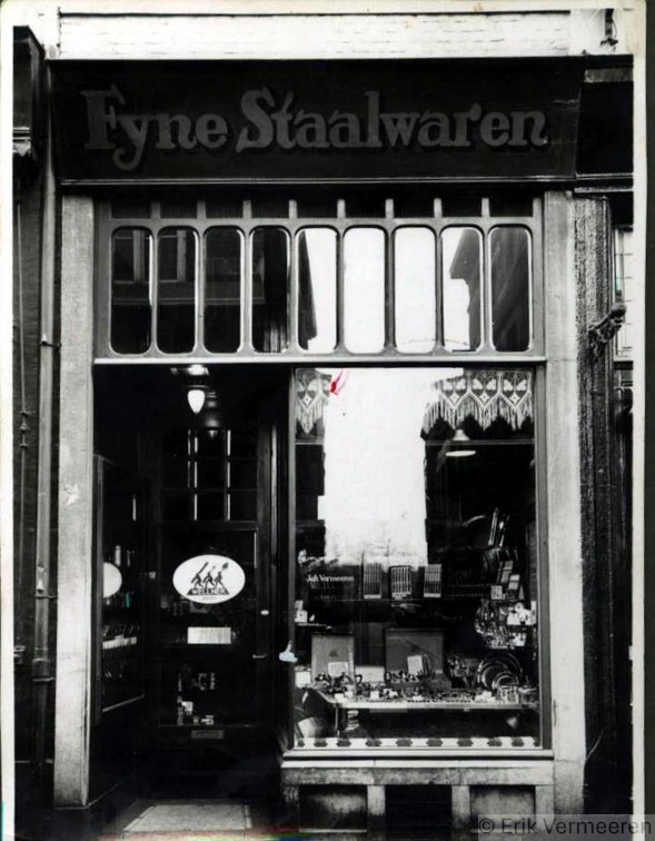 Muntstraat 24 in 1930