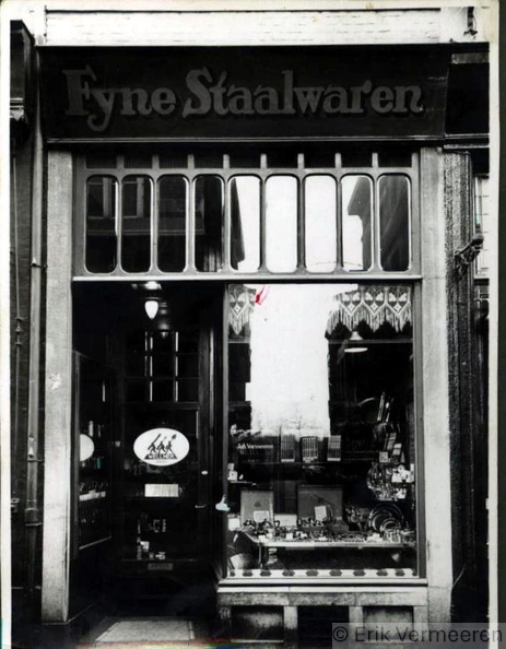 Muntstraat 24 in 1930.jpg