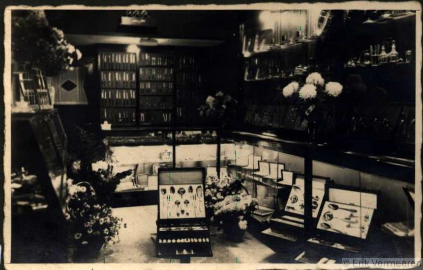 Muntstraat 24 binnen in 1930